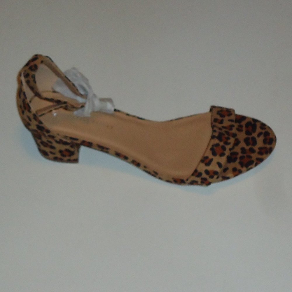 Vegan Faux Suede Leopard Strappy Sandals - Picture 4 of 11